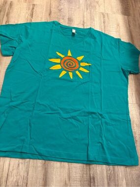 Live and Tell Sun Tshirt 2XL